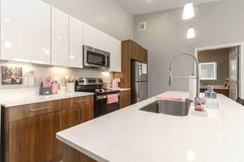 Quartz countertops